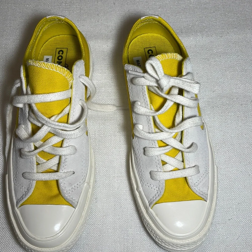 Converse CHUCK 70 Sneakers Low Top Yellow Egret Suede